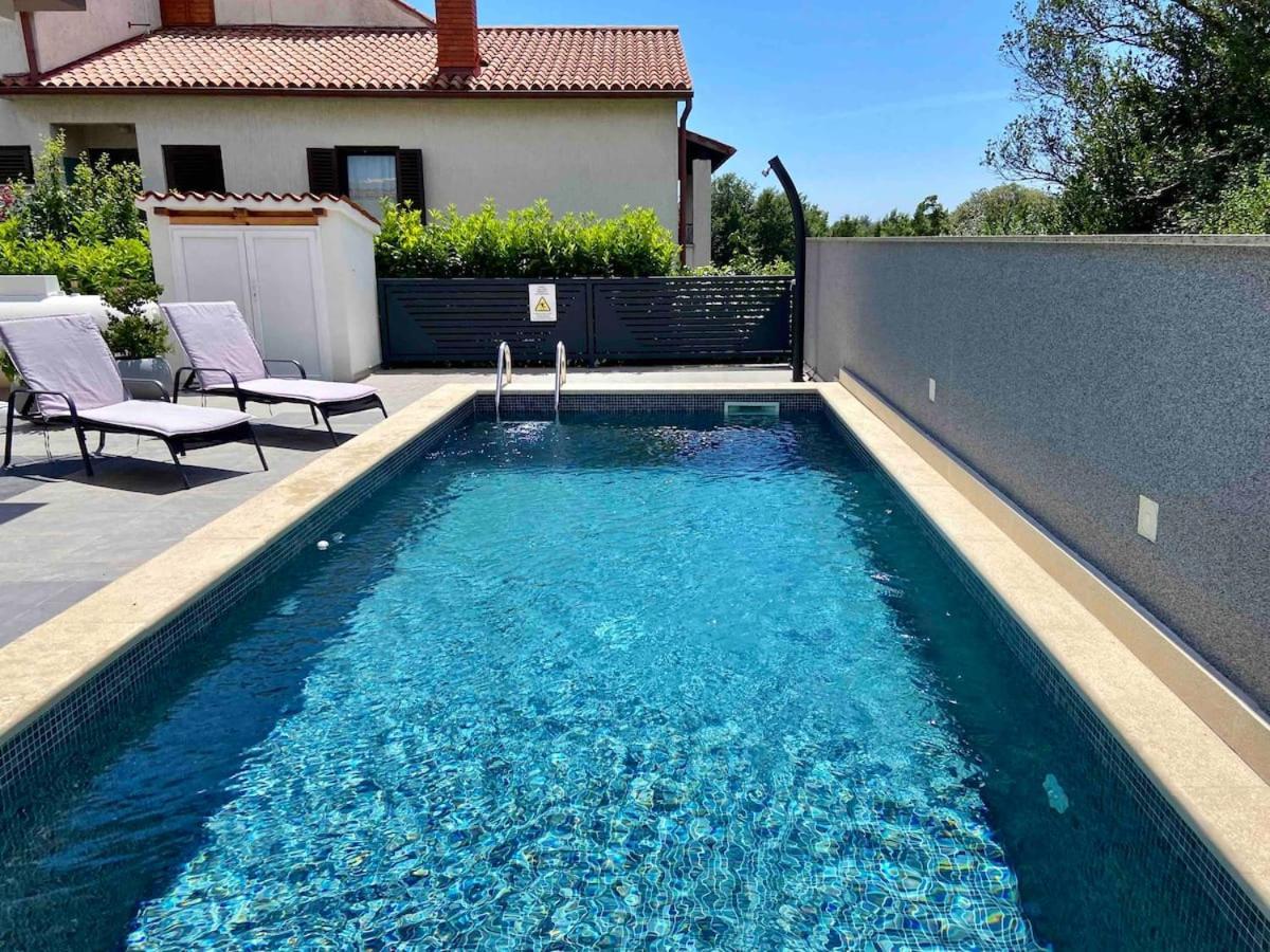 Holiday House Veli Vrh Pula Ngoại thất bức ảnh
